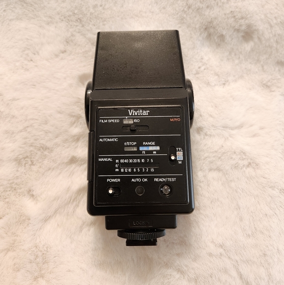 Vivitar Auto Thyristor 550FD Shoe Mount Camera Flash Untested - Picture 2 of 15